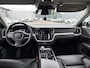 Volvo S60 2.0 B4 Plus Bright | Adaptieve Cruise Control | BLIS | Stoel en Stuurverwarming | Power Seats | Parkeer Camera |