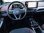 Volkswagen ID.4 Pro Business 77 kWh SOH 91% | Panodak | Warmtepomp | 360° | Head-up | Keyless | Elektrische kofferklep | 19"Inch |