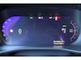Volvo XC40 Recharge Ultimate 70 kWh | Panoramisch schuif-/ kanteldak | Trekhaak, inklapbaar | 100% dealeronderhouden | Stoel-/ stuurwielverwarming | Harman Kardon | Elektrisch bedienbare voorstoelen met geheugenfunctie | Pilot assist | 19 inch. lichtmetalen velgen | all-season banden | BLIS | Apple carplay/ Android auto
