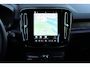 Volvo XC40 Recharge Ultimate 70 kWh | Panoramisch schuif-/ kanteldak | Trekhaak, inklapbaar | 100% dealeronderhouden | Stoel-/ stuurwielverwarming | Harman Kardon | Elektrisch bedienbare voorstoelen met geheugenfunctie | Pilot assist | 19 inch. lichtmetalen velgen | all-season banden | BLIS | Apple carplay/ Android auto
