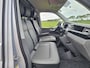 Volkswagen Transporter 2.0 TDI L2H1 30 Automaat, Adaptive Cruise Control, Stoelverwarming, Airco, Parkeersensoren, Trekhaak, Dubbele schuifdeuren