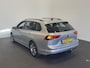 Volkswagen Golf Variant 1.0 eTSI 110pk DSG Life Automaat Navigatie Climate Control Parkeer sensoren Cruise control adaptieve Stoelverwarming Led