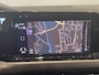 Volkswagen Golf Variant 1.0 eTSI 110pk DSG Life Automaat Navigatie Climate Control Parkeer sensoren Cruise control adaptieve Stoelverwarming Led