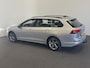 Volkswagen Golf Variant 1.0 eTSI 110pk DSG Life Automaat Navigatie Climate Control Parkeer sensoren Cruise control adaptieve Stoelverwarming Led