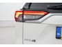 Toyota RAV4 2.5 Hybrid AWD Bi-Tone | Apple Carplay / Android Auto | Stoel-/stuurverwarming | Verwarmbare voorruit | Leder | LED | Parkeersensoren voor/achter | Camera | Keyless | Adaptive Cruise | Clima | 18 inch