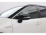 Toyota RAV4 2.5 Hybrid AWD Bi-Tone | Apple Carplay / Android Auto | Stoel-/stuurverwarming | Verwarmbare voorruit | Leder | LED | Parkeersensoren voor/achter | Camera | Keyless | Adaptive Cruise | Clima | 18 inch