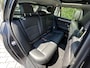 BMW 5-Serie Touring 525d High Executive, EURO 6, PANORAMADAK, COMFORT STOELEN, NAVIGATIE, CRUISE CONTROL, CLIMATE CONTROL, STOELVERWARMING, KEYLESS, HUD, LEDER, TREKHAAK, LICHTMETAAL 17"