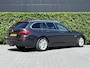 BMW 5-Serie Touring 525d High Executive, EURO 6, PANORAMADAK, COMFORT STOELEN, NAVIGATIE, CRUISE CONTROL, CLIMATE CONTROL, STOELVERWARMING, KEYLESS, HUD, LEDER, TREKHAAK, LICHTMETAAL 17"