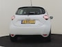 Renault Zoe R110 Life 52 kWh | Achteruitrijcamera | Climate control | Cruise control | App Connect | Keyless | DAB | LED