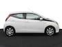 Toyota Aygo 1.0 VVT-i x-play | Groot scherm multimedia | Airco | Parkeercamera |