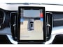 Volvo XC90 T8 406pk Automaat AWD Ultra Black Edition / Stoelmassage - en ventilatie / Luchtvering / Trekhaak / Panoramadak / Google services / Elektrisch bedienbare voorstoelen met geheugen / Stoelverwarming voor en achter