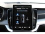 Volvo XC90 T8 406pk Automaat AWD Ultra Black Edition / Stoelmassage - en ventilatie / Luchtvering / Trekhaak / Panoramadak / Google services / Elektrisch bedienbare voorstoelen met geheugen / Stoelverwarming voor en achter