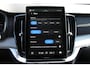 Volvo XC90 T8 406pk Automaat AWD Ultra Black Edition / Stoelmassage - en ventilatie / Luchtvering / Trekhaak / Panoramadak / Google services / Elektrisch bedienbare voorstoelen met geheugen / Stoelverwarming voor en achter