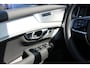 Volvo XC90 T8 406pk Automaat AWD Ultra Black Edition / Stoelmassage - en ventilatie / Luchtvering / Trekhaak / Panoramadak / Google services / Elektrisch bedienbare voorstoelen met geheugen / Stoelverwarming voor en achter