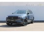 Volvo XC90 T8 406pk Automaat AWD Ultra Black Edition / Stoelmassage - en ventilatie / Luchtvering / Trekhaak / Panoramadak / Google services / Elektrisch bedienbare voorstoelen met geheugen / Stoelverwarming voor en achter