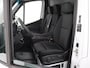 Mercedes-Benz eSprinter 314 L2 H2 PRO | 56 kWh | 100% elektrisch | Parkeerpakket met achteruitrijcamera | 2000kg Trekhaak | 115Kw/u DC Snelladen | Smartphone integratie pakket | Carplay | Camera | Comfort bestuurdersstoel |