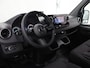 Mercedes-Benz eSprinter 314 L2 H2 PRO | 56 kWh | 100% elektrisch | Parkeerpakket met achteruitrijcamera | 2000kg Trekhaak | 115Kw/u DC Snelladen | Smartphone integratie pakket | Carplay | Camera | Comfort bestuurdersstoel |