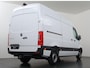Mercedes-Benz eSprinter 314 L2 H2 PRO | 56 kWh | 100% elektrisch | Parkeerpakket met achteruitrijcamera | 2000kg Trekhaak | 115Kw/u DC Snelladen | Smartphone integratie pakket | Carplay | Camera | Comfort bestuurdersstoel |