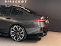 BMW 5-Serie 520i High Executive Edition M model jaar 2024! Stuurverwarming/ Stoelverwarming achter/ 21"/ Glazendak/ Memoryseats