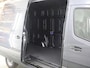 Mercedes-Benz eSprinter 414 L2H2 Pro 81kWh 2000 KG Trekhaak | Cruise-Controle | MBUX | Achteruitrijcamera | DC laden 115 kW |  Smartphone integratie pakket |