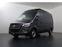 Mercedes-Benz Sprinter 319 CDI | L2 H2 | AUTOMAAT | BPM VRIJ! | 190 PK | ADAPTIEVE CRUISE | 2X ZIJSCHUIFDEUR | NAVIGATIE | ACHTERUITRIJCAMERA | STOELVERWARMING | 3500 KG AHW VOORBEREIDING | LED | BUMPERS IN KLEUR | CERTIFIED
