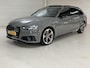Audi A4 Avant 40 TFSI Sport S line black edition / Panoramisch Schuif/Kantel dak / S-Line Interieur / Navigatie / Camera / Keyless Entry & Go / Wegklapbare trekhaak / DAB / Elektrische Achterklep / Dual Zone Climate Control / Cruise Control /