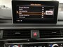Audi A4 Avant 40 TFSI Sport S line black edition / Panoramisch Schuif/Kantel dak / S-Line Interieur / Navigatie / Camera / Keyless Entry & Go / Wegklapbare trekhaak / DAB / Elektrische Achterklep / Dual Zone Climate Control / Cruise Control /