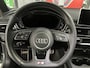 Audi A4 Avant 40 TFSI Sport S line black edition / Panoramisch Schuif/Kantel dak / S-Line Interieur / Navigatie / Camera / Keyless Entry & Go / Wegklapbare trekhaak / DAB / Elektrische Achterklep / Dual Zone Climate Control / Cruise Control /