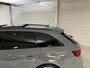Audi A4 Avant 40 TFSI Sport S line black edition / Panoramisch Schuif/Kantel dak / S-Line Interieur / Navigatie / Camera / Keyless Entry & Go / Wegklapbare trekhaak / DAB / Elektrische Achterklep / Dual Zone Climate Control / Cruise Control /