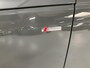 Audi A4 Avant 40 TFSI Sport S line black edition / Panoramisch Schuif/Kantel dak / S-Line Interieur / Navigatie / Camera / Keyless Entry & Go / Wegklapbare trekhaak / DAB / Elektrische Achterklep / Dual Zone Climate Control / Cruise Control /