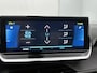 Peugeot e-2008 SUV EV GT Pack 50 kWh 136pk | Accu 93% | Navigatie | Achteruitrijcamera | Stoelverwarming | Full Led koplampen | Sportstoelen Leder/Alcantara | 3D Cockpit | Keyless | Parkeersensoren v+a | Adaptieve Cruise Control | Dodehoeksensor | Apple Carplay / Android Auto | DAB+ radio | Draadloze telefoonlader | Donker getint glas | 18" lichtmetalen velgen |