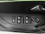 Peugeot e-2008 SUV EV GT Pack 50 kWh 136pk | Accu 93% | Navigatie | Achteruitrijcamera | Stoelverwarming | Full Led koplampen | Sportstoelen Leder/Alcantara | 3D Cockpit | Keyless | Parkeersensoren v+a | Adaptieve Cruise Control | Dodehoeksensor | Apple Carplay / Android Auto | DAB+ radio | Draadloze telefoonlader | Donker getint glas | 18" lichtmetalen velgen |