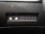 Peugeot e-2008 SUV EV GT Pack 50 kWh 136pk | Accu 93% | Navigatie | Achteruitrijcamera | Stoelverwarming | Full Led koplampen | Sportstoelen Leder/Alcantara | 3D Cockpit | Keyless | Parkeersensoren v+a | Adaptieve Cruise Control | Dodehoeksensor | Apple Carplay / Android Auto | DAB+ radio | Draadloze telefoonlader | Donker getint glas | 18" lichtmetalen velgen |