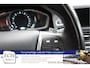Volvo XC60 2.0 T5 FWD R-Design Panoramadak, Camera, Leer
