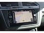 Volkswagen Tiguan 1.4 TSI Hyb Elegance panoramadak | adaptive cruise | Camera | Elektrische achterklep | Carplay | Dab | Dodehoekdetectie