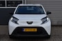 Toyota Aygo X 1.0 VVT-I MT PLAY / DEALER ONDERHOUDEN / CARPLAY / CAMERA / ADAP CRUISE