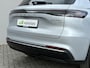 Geely Starray EM-i 1.5 Max+ / 29,8 kWh / 136KM WLTP / max 1055KM Actieradius / PHEV / Plug-in / Fabrieksgarantie t/m 07-2034 / Stoelverwarming voor en achter / Stoelmassage / Schuif-kantel dak / Stoelventilatie / Stuurverwarming / Elektrisch verstelbare stoelen / Elektrische achterklep / Adaptieve cruise control / Apple Carplay/Android Auto / Navigatie /