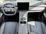 Geely Starray EM-i 1.5 Max+ / 29,8 kWh / 136KM WLTP / max 1055KM Actieradius / PHEV / Plug-in / Fabrieksgarantie t/m 07-2034 / Stoelverwarming voor en achter / Stoelmassage / Schuif-kantel dak / Stoelventilatie / Stuurverwarming / Elektrisch verstelbare stoelen / Elektrische achterklep / Adaptieve cruise control / Apple Carplay/Android Auto / Navigatie /