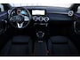Mercedes-Benz A-klasse 180 Business Solution Luxury | 136PK | Sfeerverlichting+ | Stoelverw. | Widescreen | Camera | Clima | Carplay | 2020.