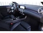 Mercedes-Benz A-klasse 180 Business Solution Luxury | 136PK | Sfeerverlichting+ | Stoelverw. | Widescreen | Camera | Clima | Carplay | 2020.