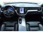Volvo XC60 T6 Plug-in hybrid AWD Plus Black Edition | Apple carplay / android auto | Adaptieve cruise control |