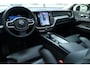 Volvo XC60 T6 Plug-in hybrid AWD Plus Black Edition | Apple carplay / android auto | Adaptieve cruise control |