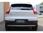 Volvo XC40 T2 Momentum Business | Apple carplay/ Android auto | Autonomous emergency braking | Adaptieve cruise control | Electronic climate control | 18" lichtmetalen velgen | Uitwijk assistent |