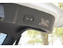 Volvo XC40 T2 Momentum Business | Apple carplay/ Android auto | Autonomous emergency braking | Adaptieve cruise control | Electronic climate control | 18" lichtmetalen velgen | Uitwijk assistent |