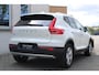 Volvo XC40 T2 Momentum Business | Apple carplay/ Android auto | Autonomous emergency braking | Adaptieve cruise control | Electronic climate control | 18" lichtmetalen velgen | Uitwijk assistent |