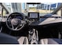 Toyota Corolla 1.8 Hybrid Dynamic |Sensor voor en achter | Verwarmde stoelen