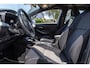 Toyota Corolla 1.8 Hybrid Dynamic |Sensor voor en achter | Verwarmde stoelen