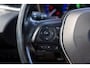 Toyota Corolla 1.8 Hybrid Dynamic |Sensor voor en achter | Verwarmde stoelen