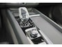 Volvo XC60 T8 Recharge AWD Ultra Black Edition Executive - Luchtvering - Panorama/schuifdak - IntelliSafe Assist & Surround - 360º Camera - Bowers & Wilkins audio - Adaptieve LED koplampen - Verwarmde voorstoelen, stuur & achterbank - Parkeersensoren voor & achter - Elektr. bedienb. voorstoelen met geheugen - Geventileerde voorstoelen - Head up display - Draadloze tel. lader - 22' LMV