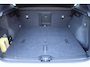 Volvo XC40 B4 Plus Dark |  Semi elektrische trekhaak | Adaptive Cruise & Pilot Assist | Verwarmbare voorstoelen | Verwarmbaar stuurwiel | Premium audio by Harman Kardon | Power Seats incl. Memory |